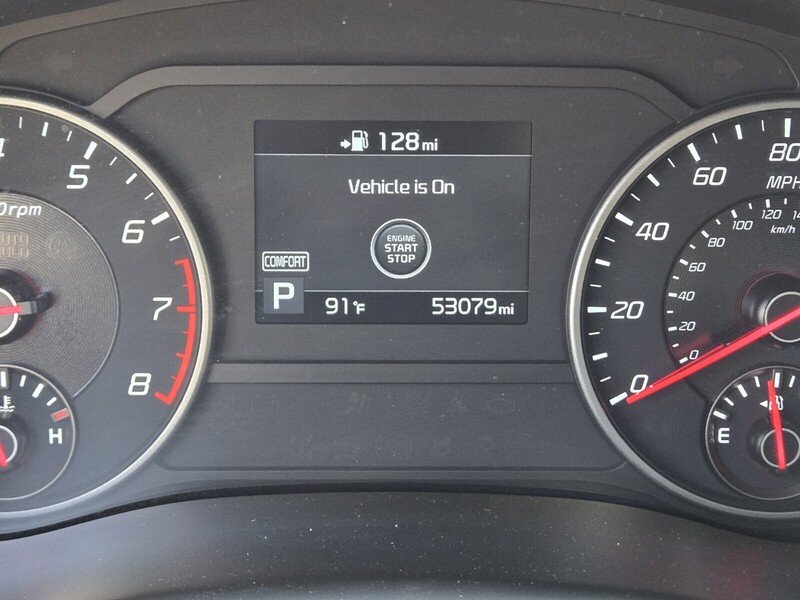 Used 2020 White Kia GT-Line image 24