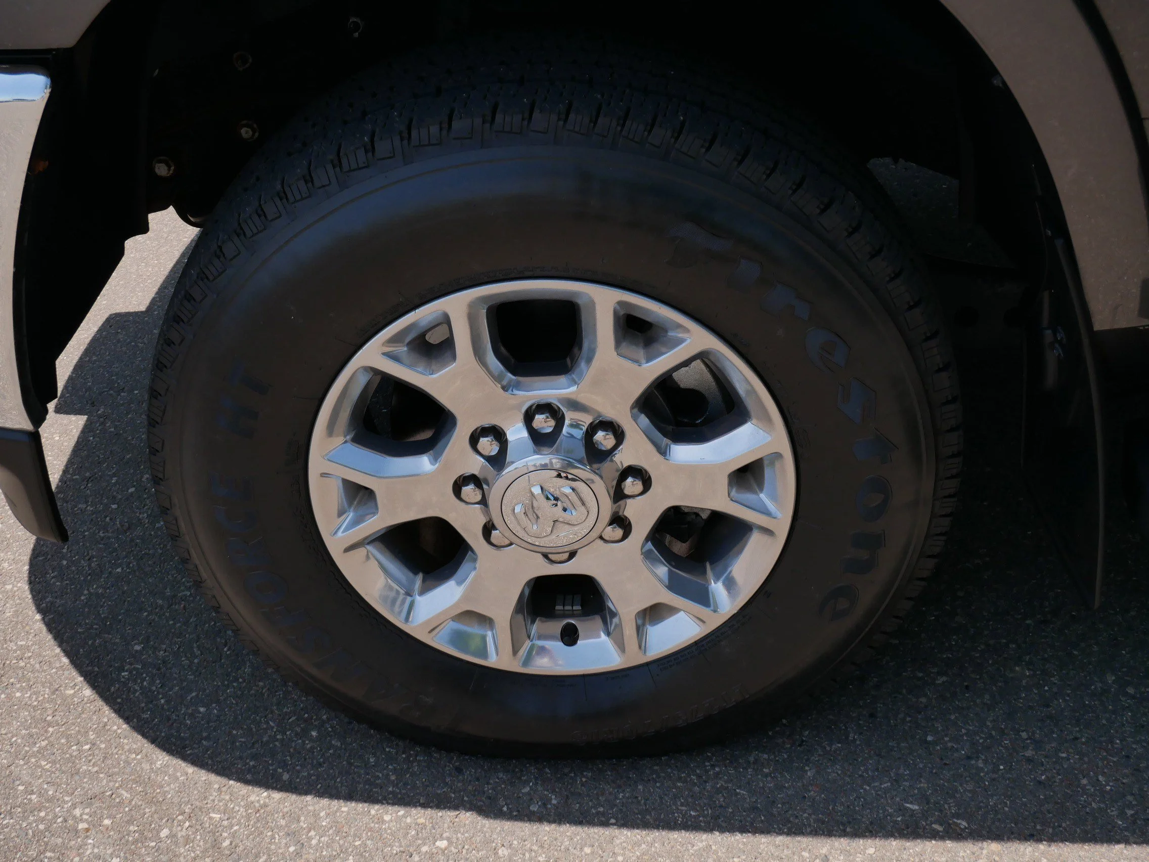Used 2020 Granite Crystal Metallic Clearcoat Ram Laramie image 15