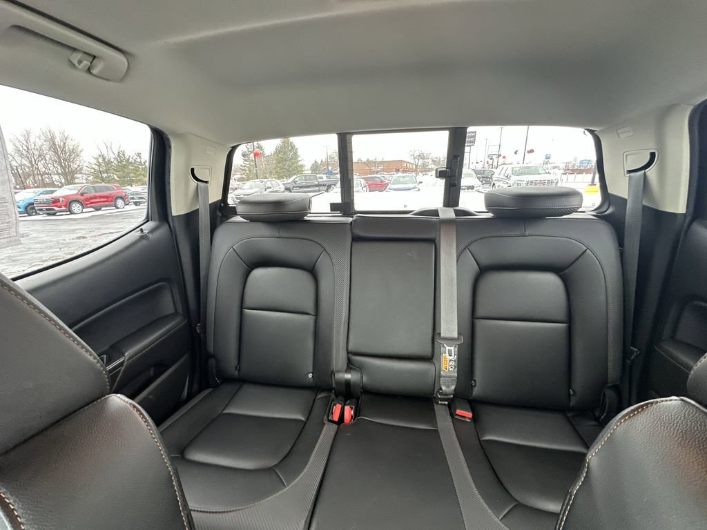 2022 GMC CANYON - Image 16