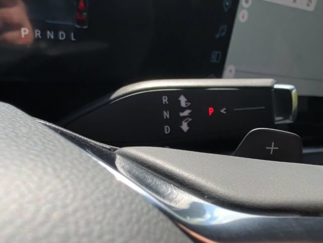 2027 Chevrolet Equinox LT - Photo 17