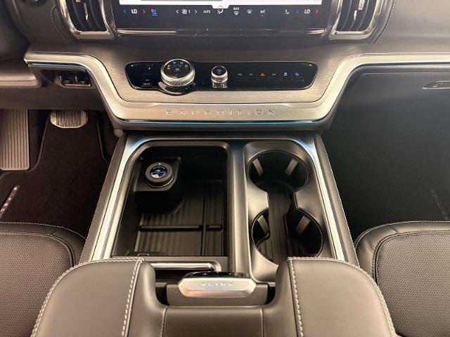 New 2026 Glacier Gray Metallic Tri-Coat Ford Platinum® image 80