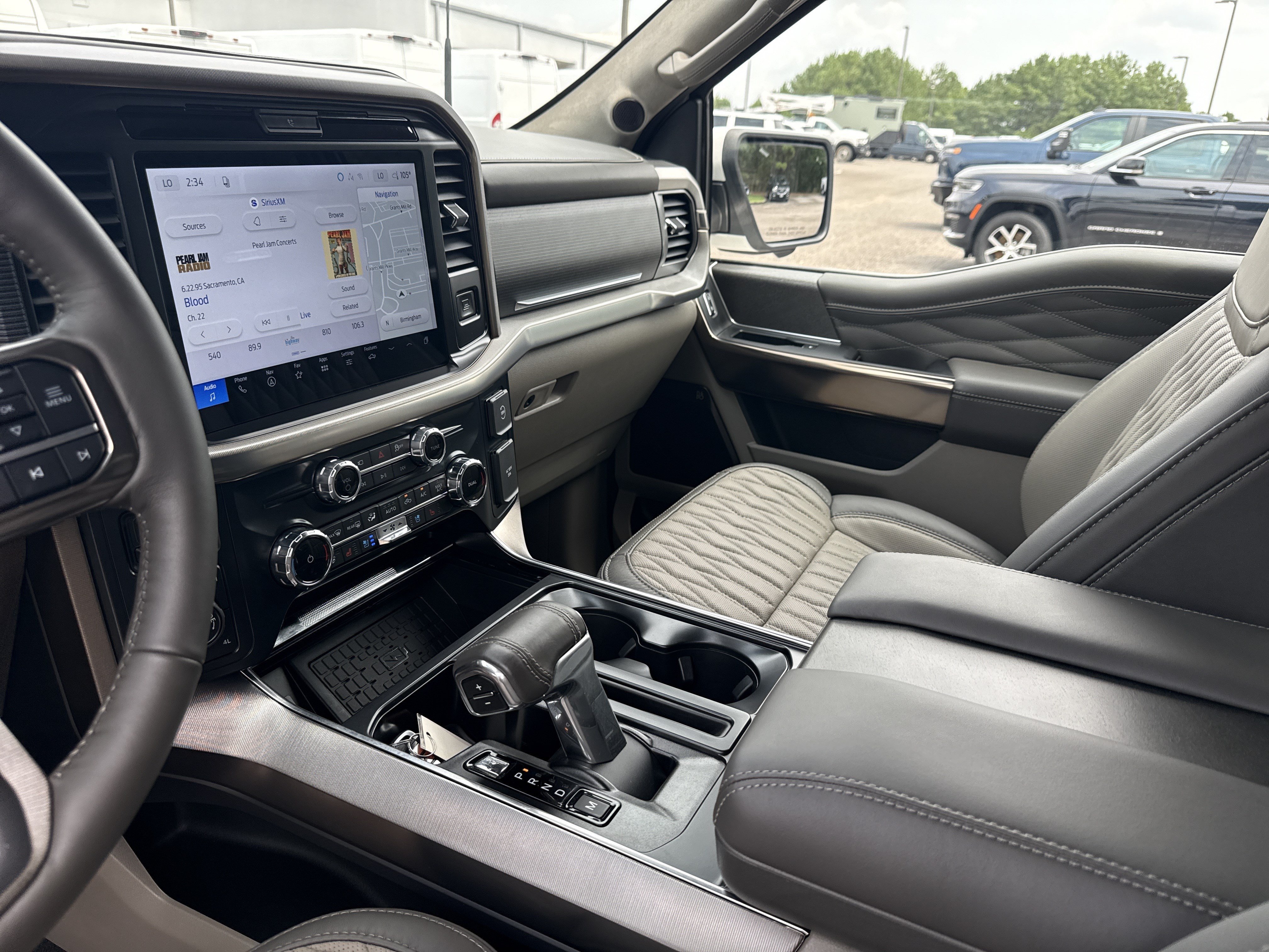 Used 2026 White Ford Platinum image 26