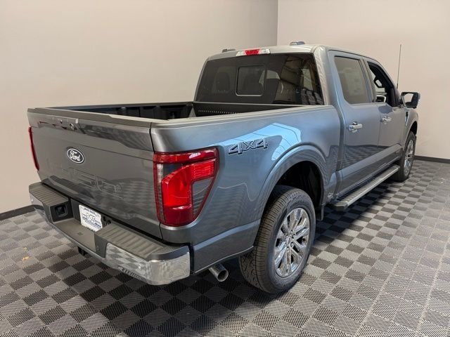 New 2026 Carbonized Gray Metallic Ford XLT image 8