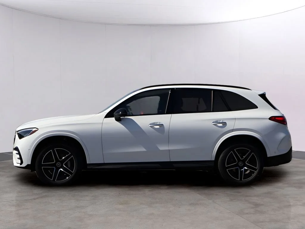 New 2026 Polar White Mercedes-Benz GLC 300 image 46