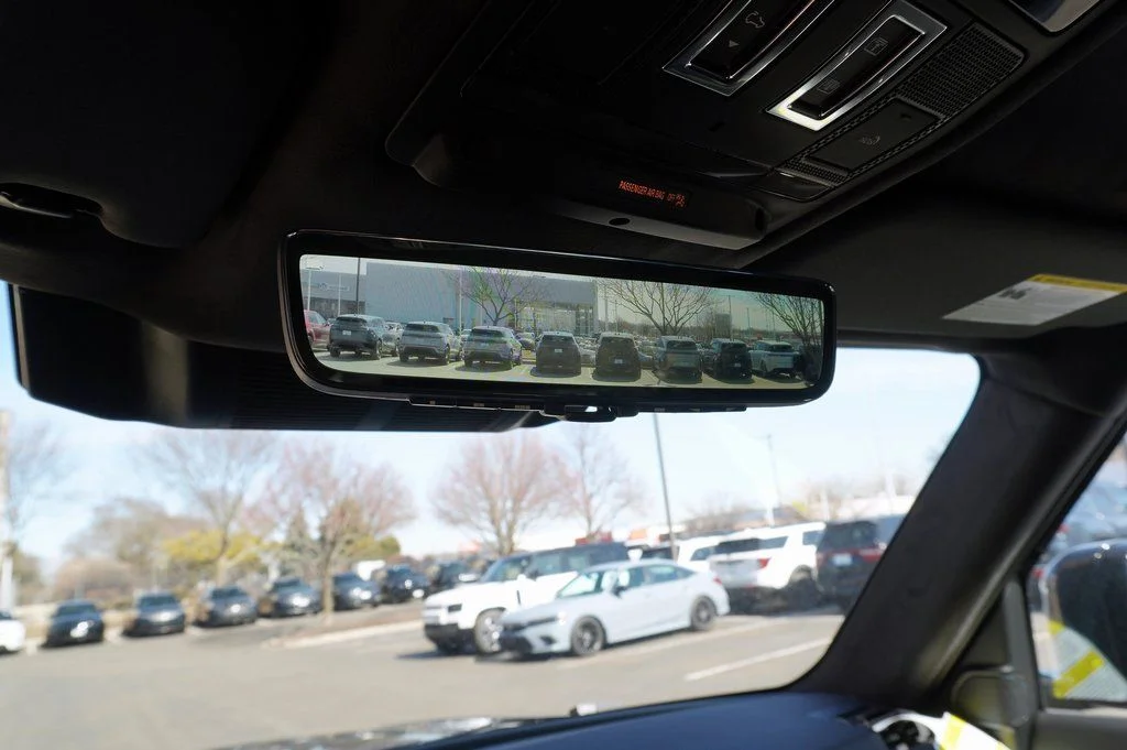 New 2026 Santorini Black Land Rover V8 image 20