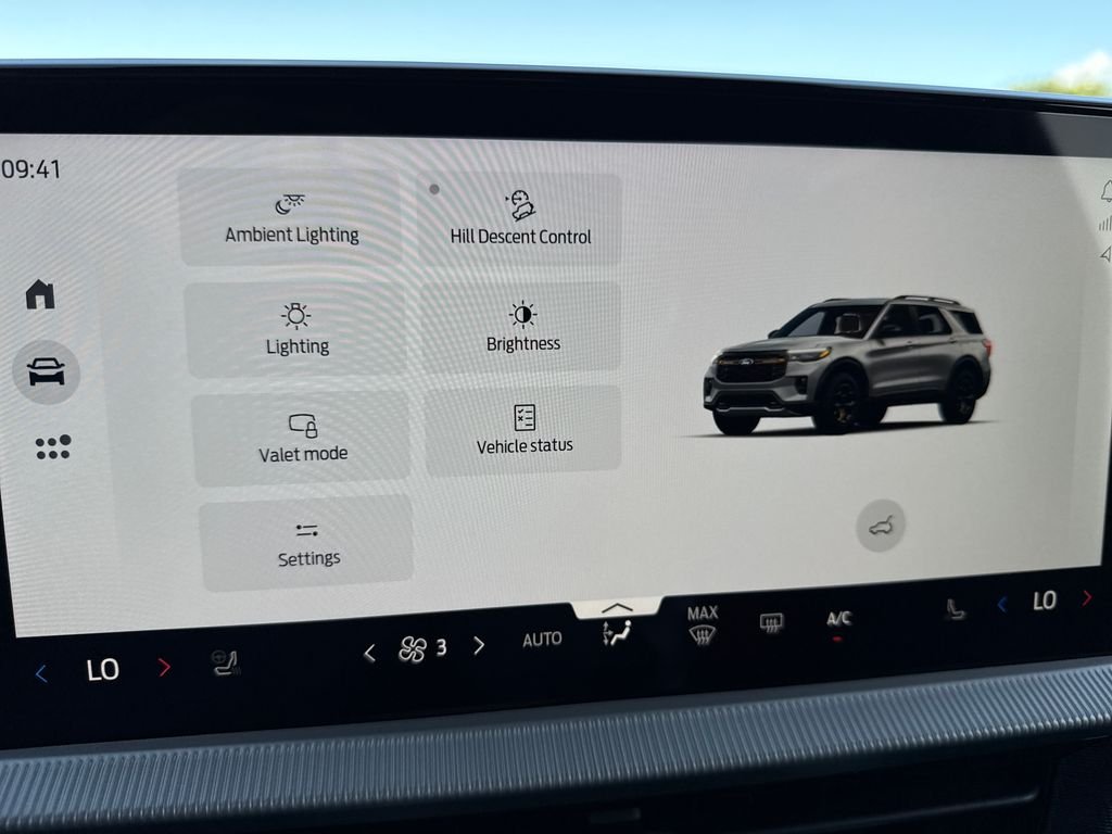 New 2026 White Ford Tremor image 28