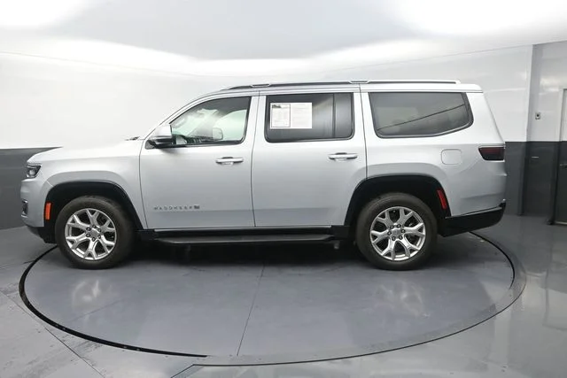 Used 2022 Silver Jeep Series II image 6