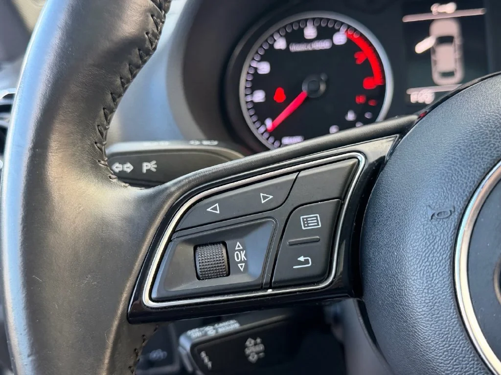 Used 2017 White Audi 2.0T Premium image 25