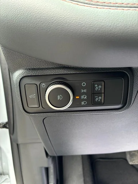 2026 Ford Explorer Active 4WD's photo