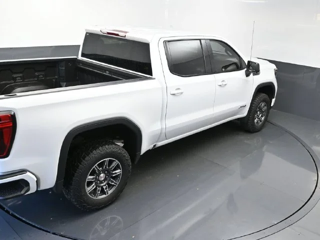 Used 2025 White GMC AT4 image 50