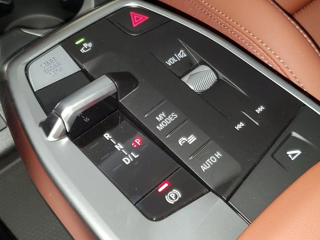 New 2026 Jet Black BMW xDrive28i image 23