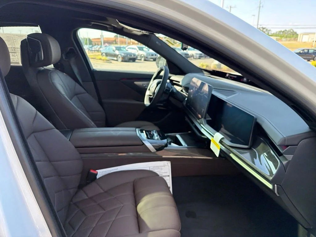 New 2027 White BMW  image 23