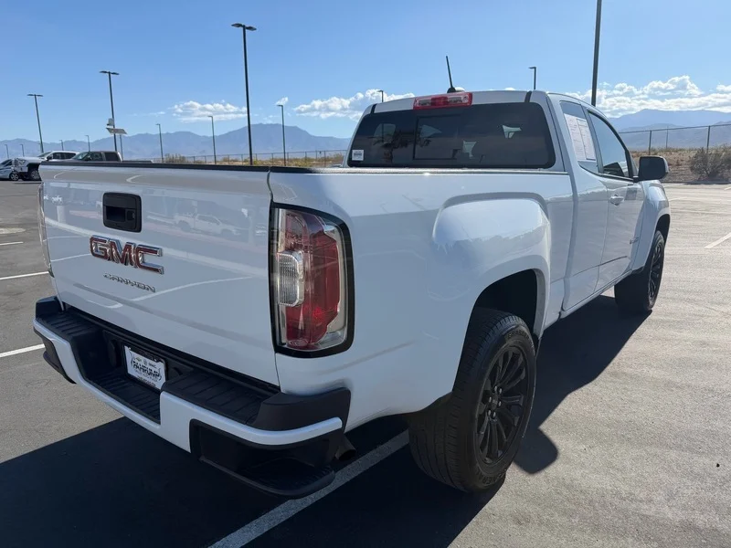 Used 2022 Summit White GMC Elevation image 3