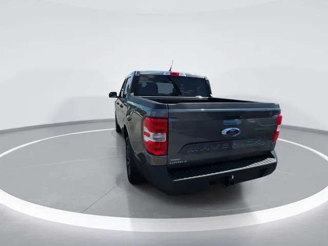 Used 2024 Gray Ford XLT image 7