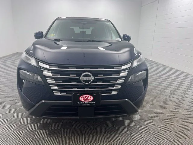 Used 2026 Blue Nissan SV image 3