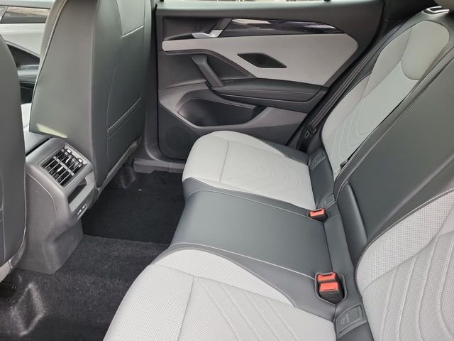 2026 Volkswagen Tiguan SE R-LINE BLACK - Photo 13
