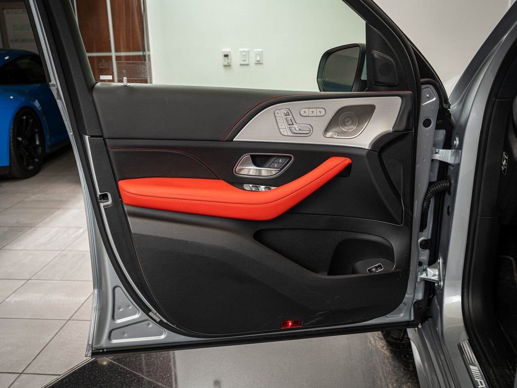 Used 2025 Silver Mercedes-Benz GLE 53 AMG® image 28