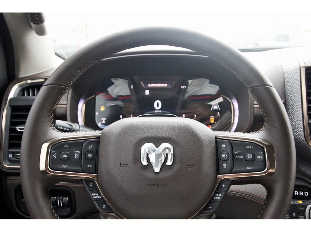 New 2026 Ivory White Tri-Coat Pearl-Coat Exterior Paint RAM Limited image 13