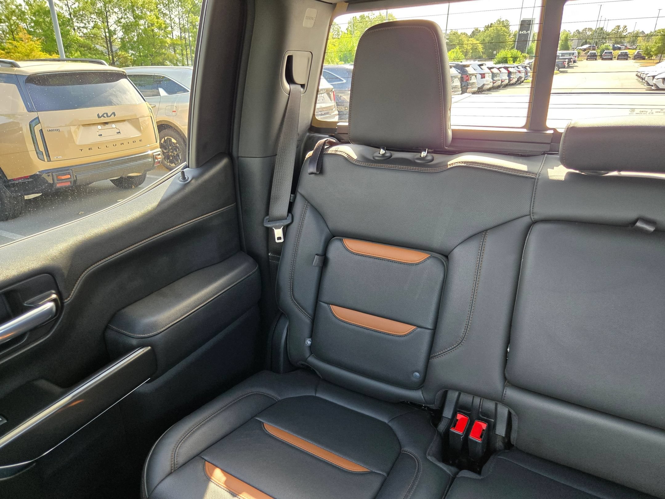Used 2020 Onyx Black GMC AT4 image 12