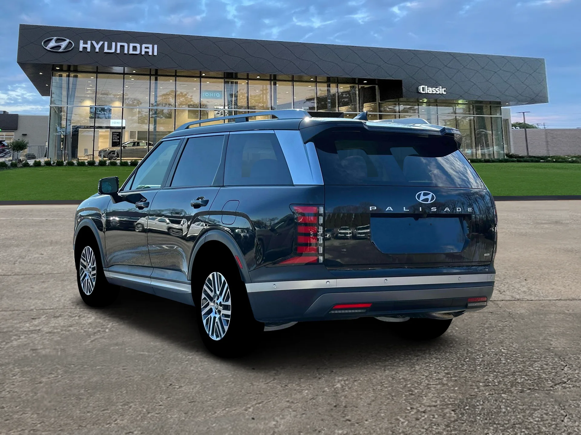 New 2026 Abyss Black Pearl Hyundai SEL Premium image 5