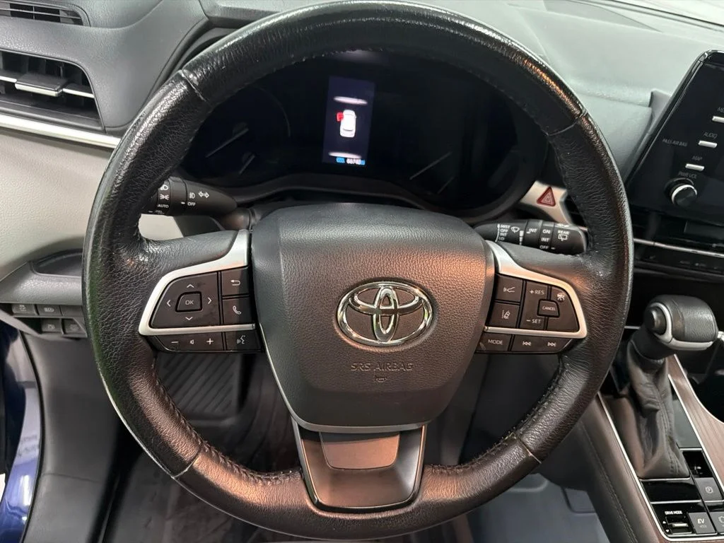 Used 2021 Blue Toyota XLE image 20