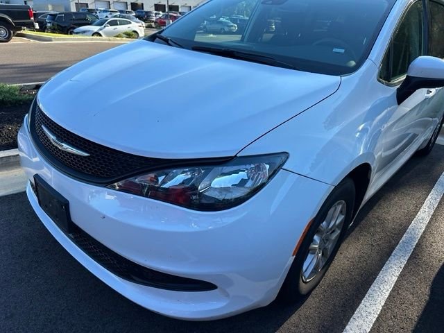 Used 2023 White Chrysler LX image 2