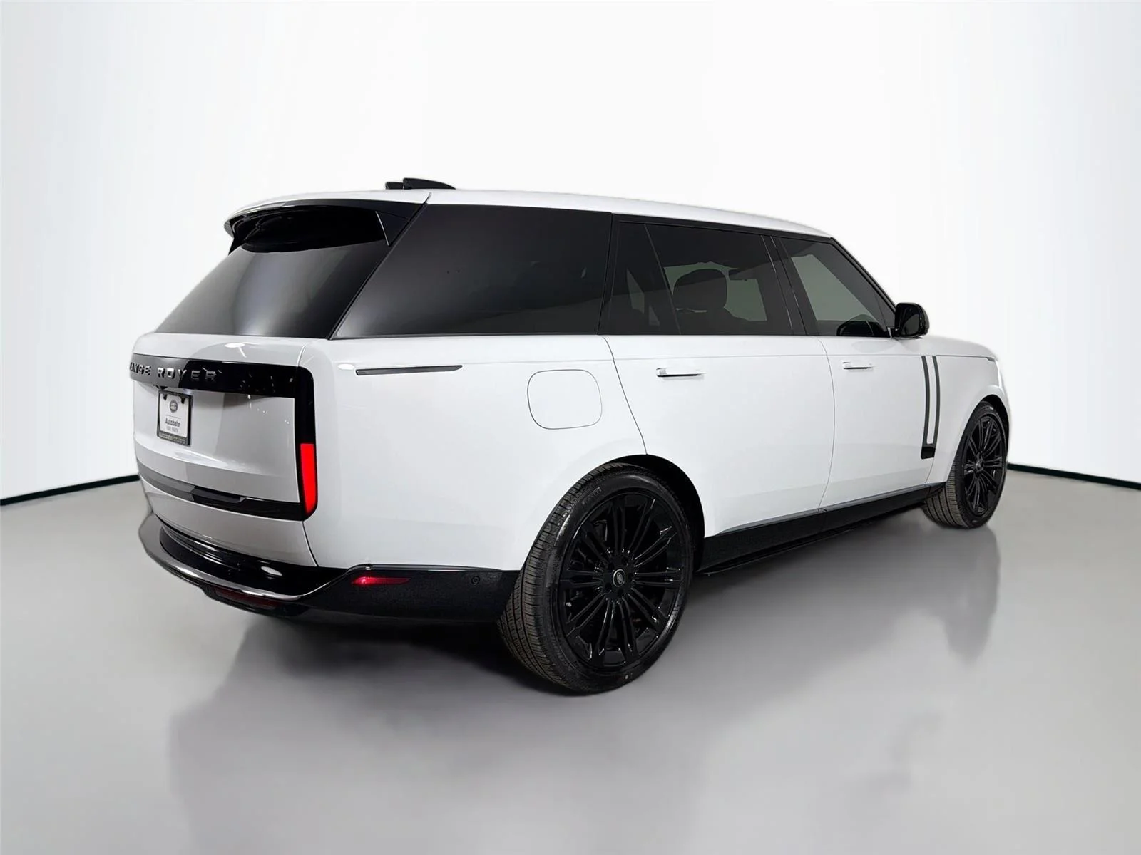 2025 Land Rover Range Rover SE - Photo 5