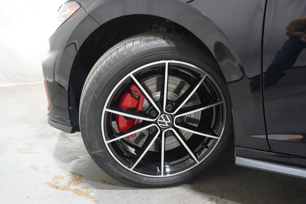 New 2027  Volkswagen 2.0T Autobahn image 27