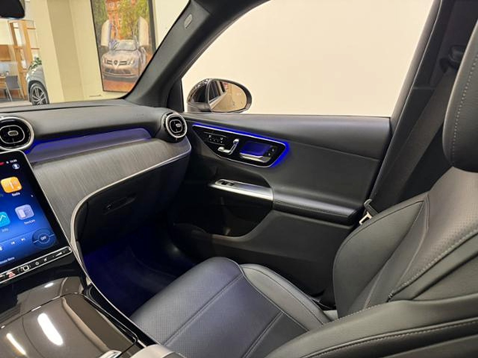 Certified Used 2025 Black Mercedes-Benz SUV image 10