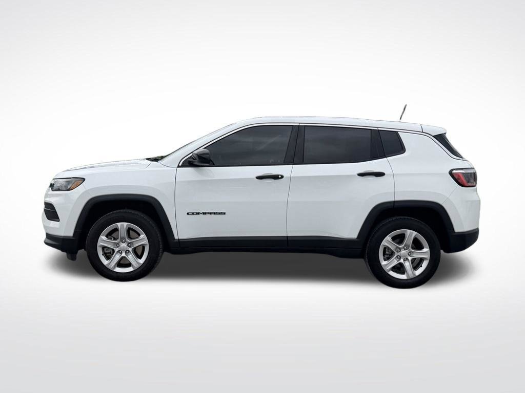 Used 2023 White Jeep Sport image 3