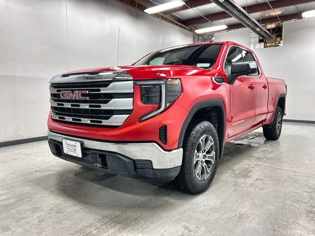 2026 GMC Sierra 4WD Double Cab Standard Box SLE's photo