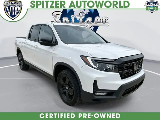 2025 Honda Ridgeline Black Edition's photo