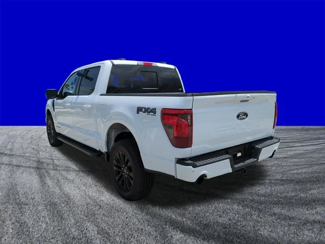 New 2026 Oxford White Ford XLT image 6