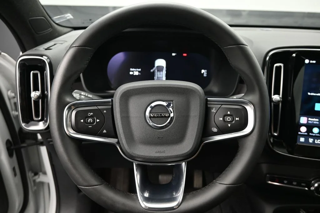Certified Used 2023 Crystal White Volvo Plus image 10