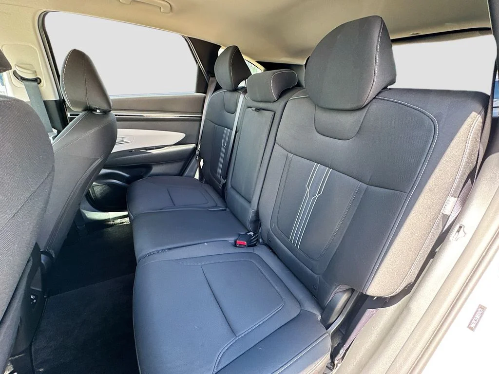 Used 2024 White Pearl Hyundai SEL image 19