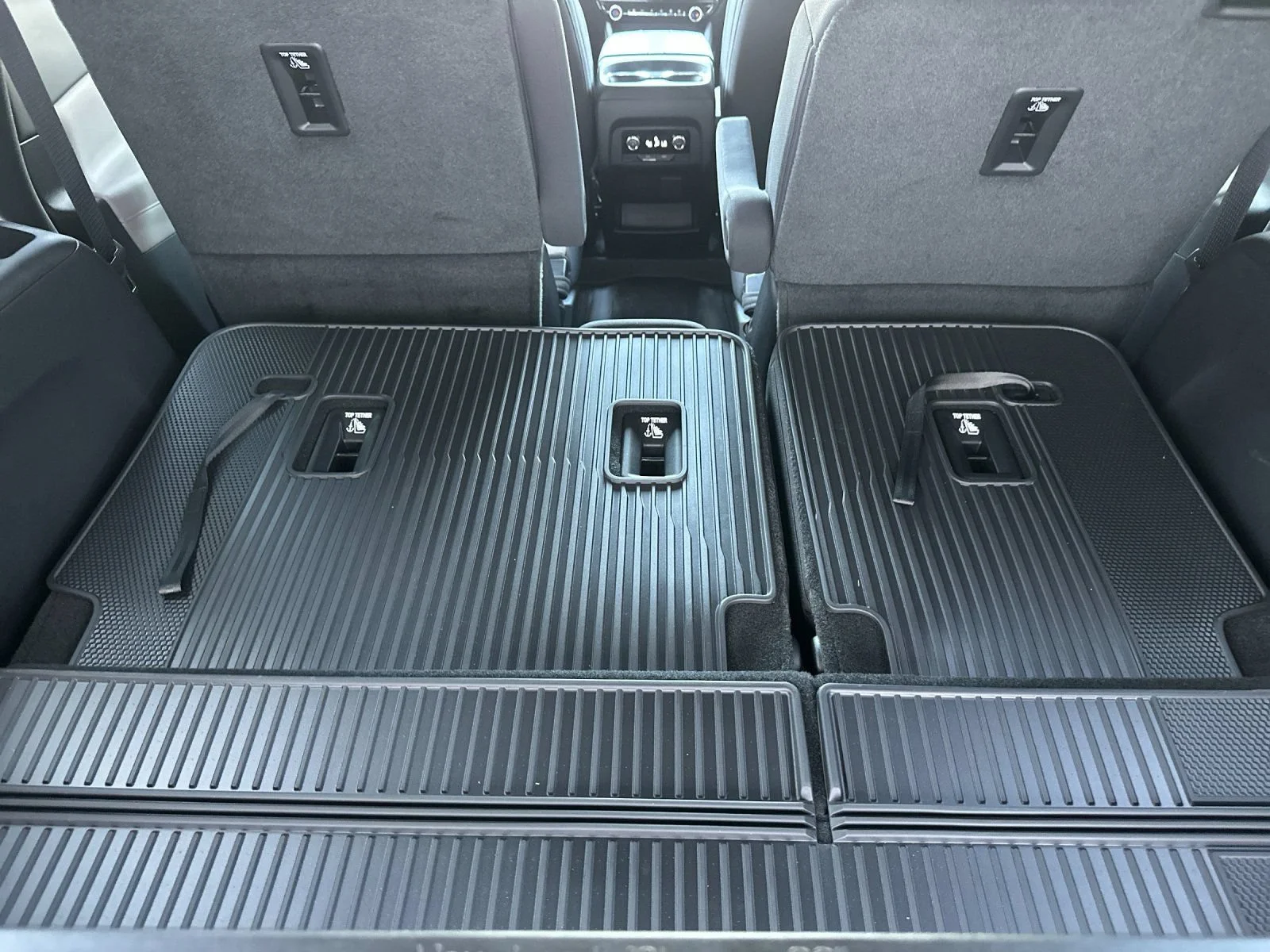 2027 Chevrolet Traverse LT - Photo 15