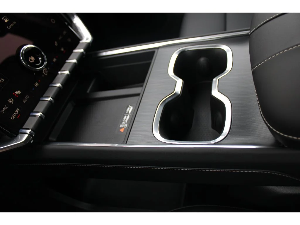 2026 GMC Acadia Elevation - Photo 15