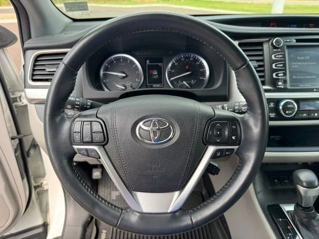 Used 2019 White Toyota Limited Platinum image 22