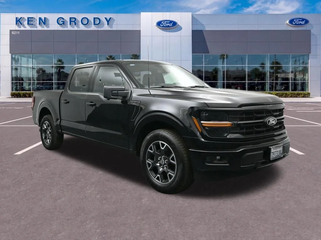 New 2024 Black Ford XLT image 1
