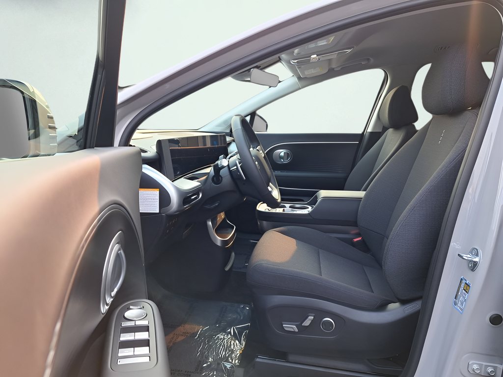 2026 Hyundai IONIQ 9 SE - Photo 11