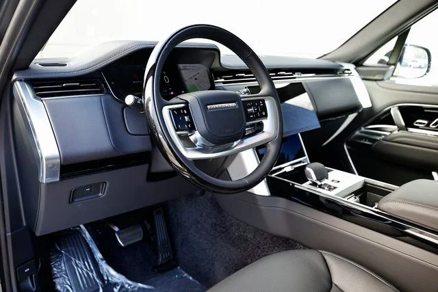 2025 Land Rover Range Rover SE - Photo 20