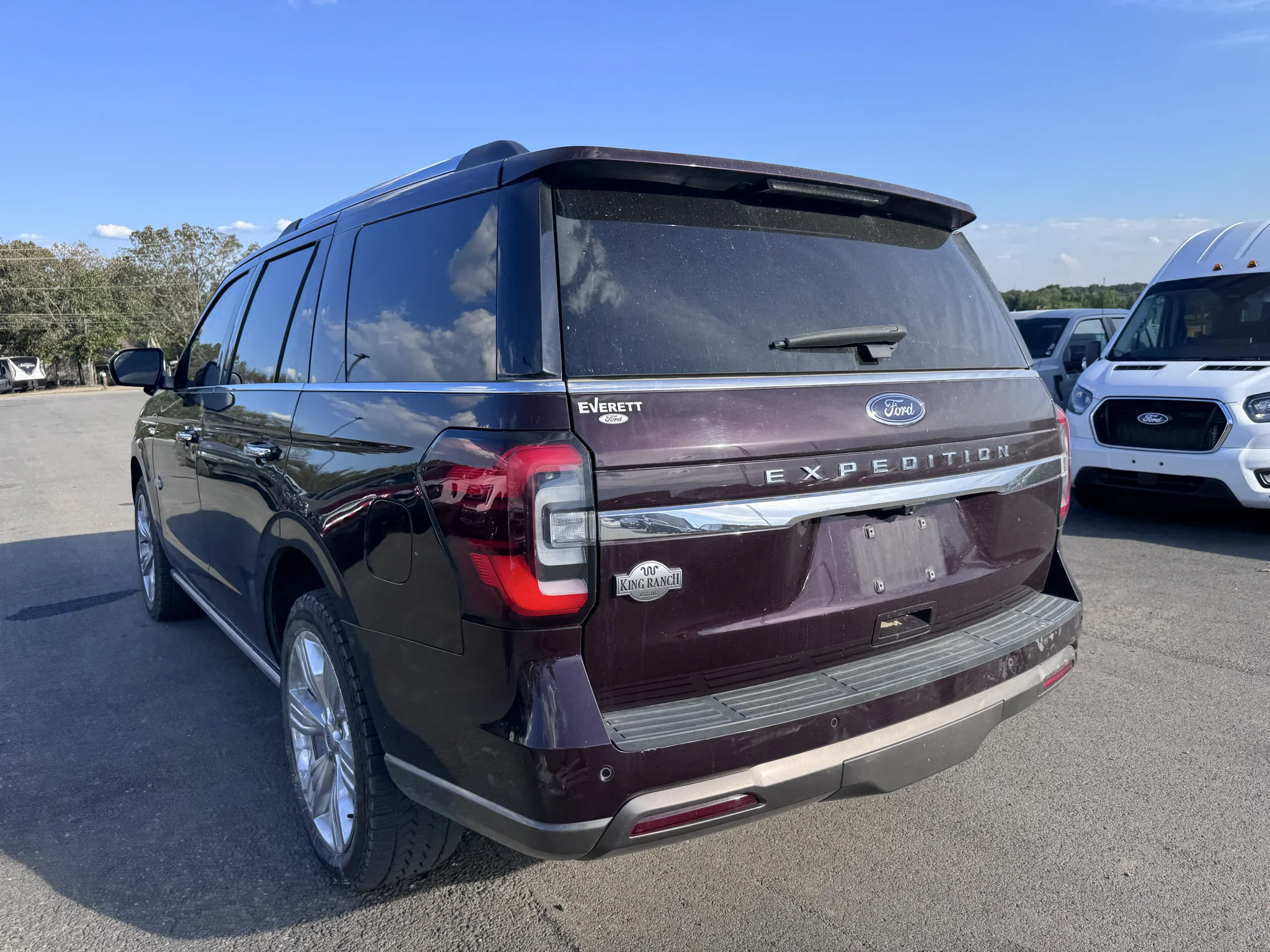Used 2024 Jewel Red Metallic Tinted Clearcoat Ford King Ranch image 8