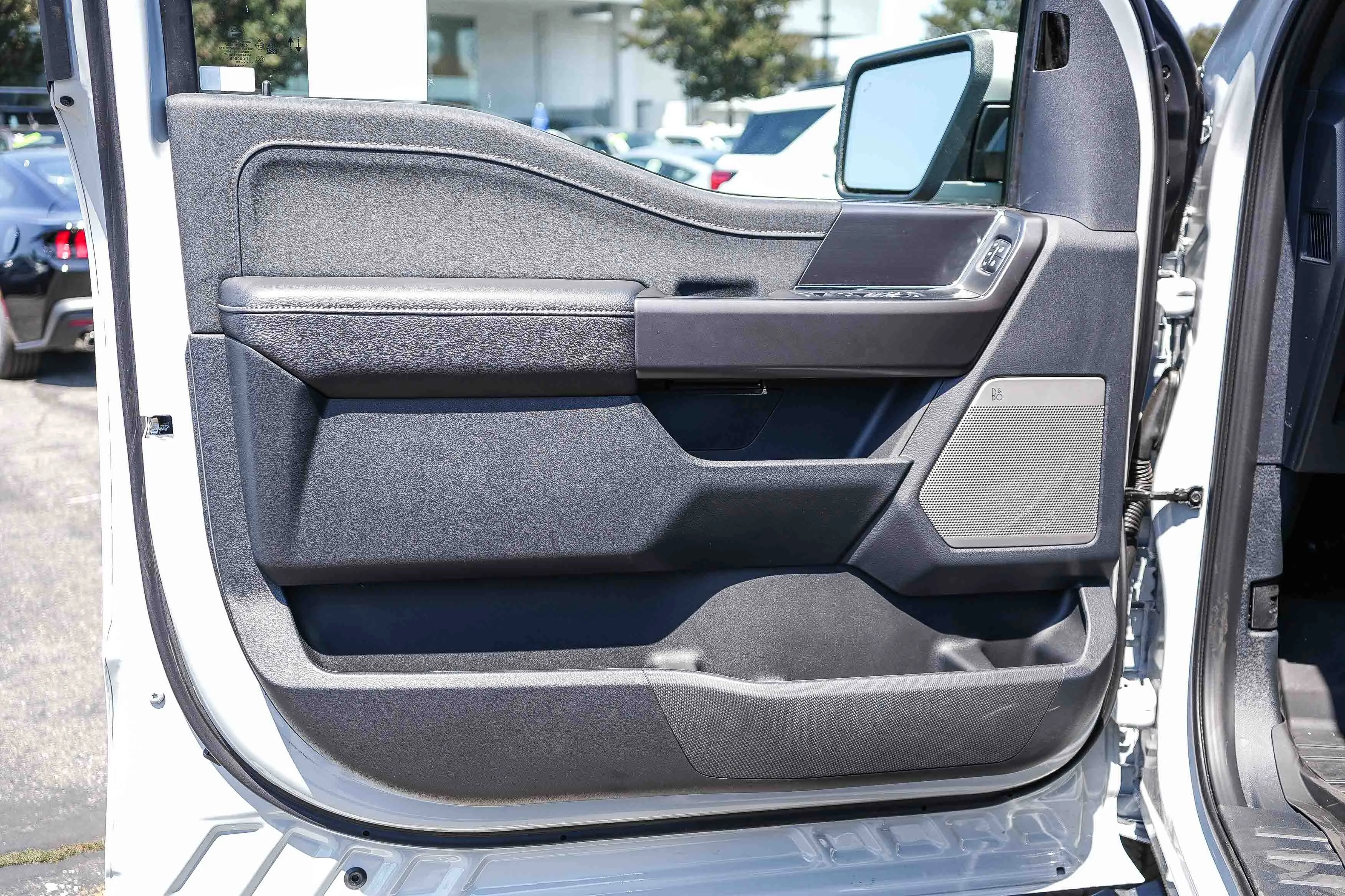 New 2026 Avalanche Ford Lariat® image 24