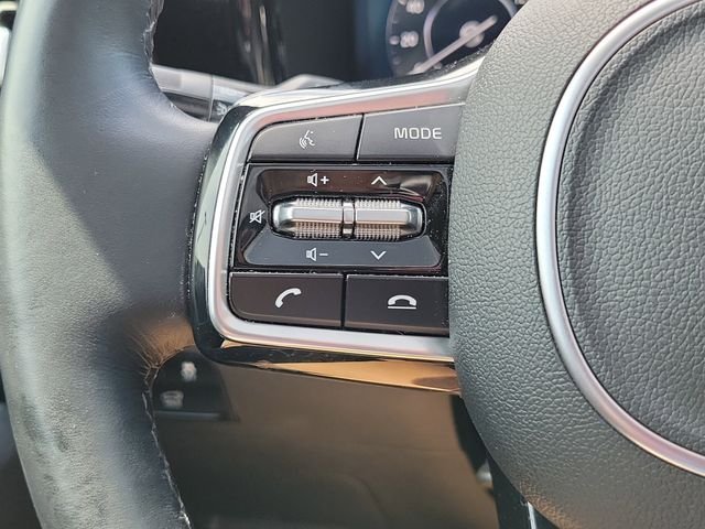 Used 2023 Red Kia X-Line SX Prestige image 19