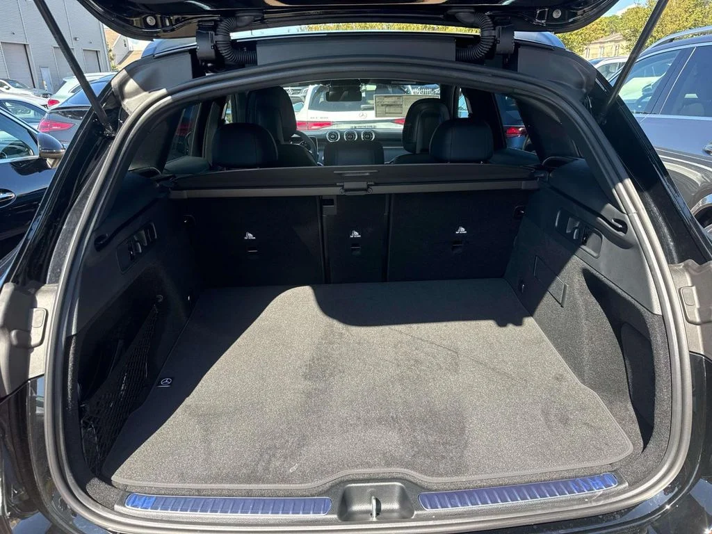 Certified Used 2026 Black Mercedes-Benz GLC 300 image 6