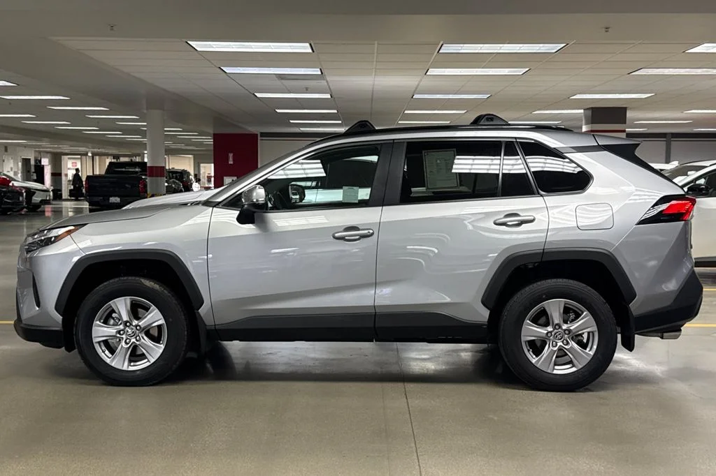 Certified Used 2025 Silver Toyota XLE image 7