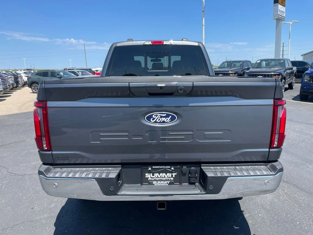 New 2026 Carbonized Gray Metallic Ford Lariat® image 34