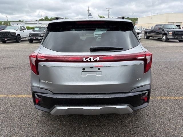 New 2026 Gray Kia EX image 4