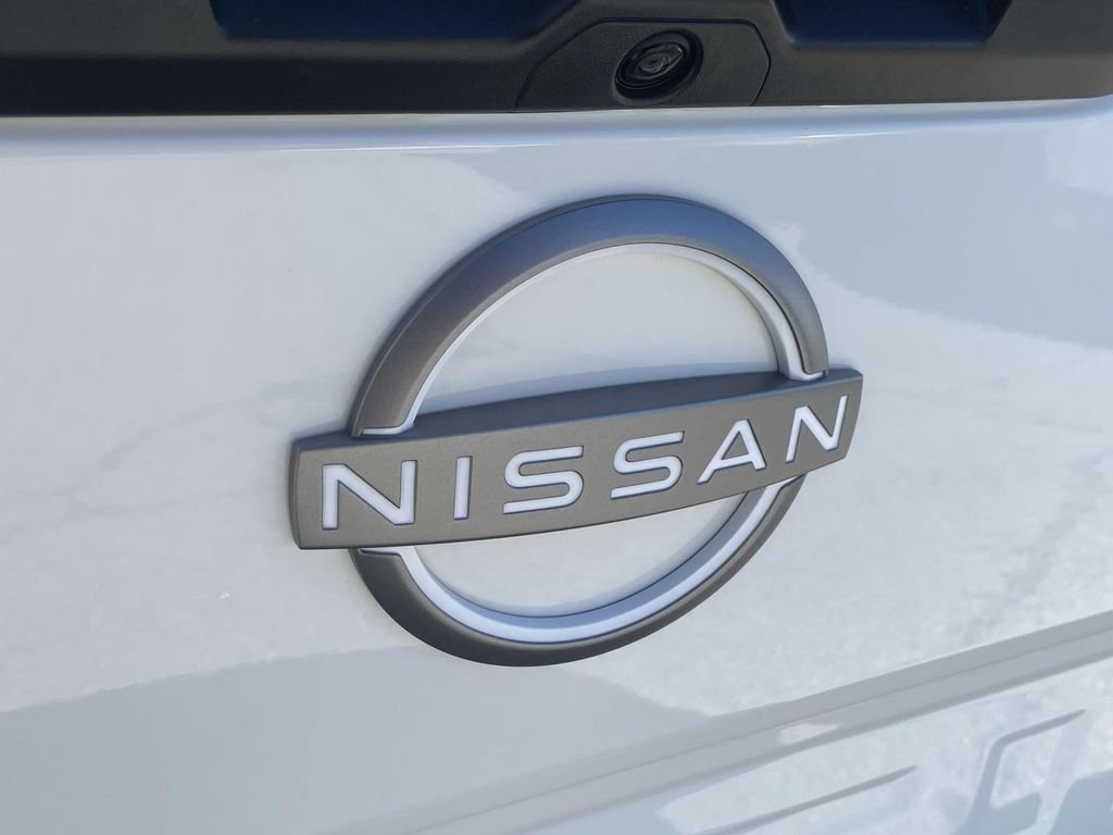 2026 Nissan Frontier SV - Photo 8