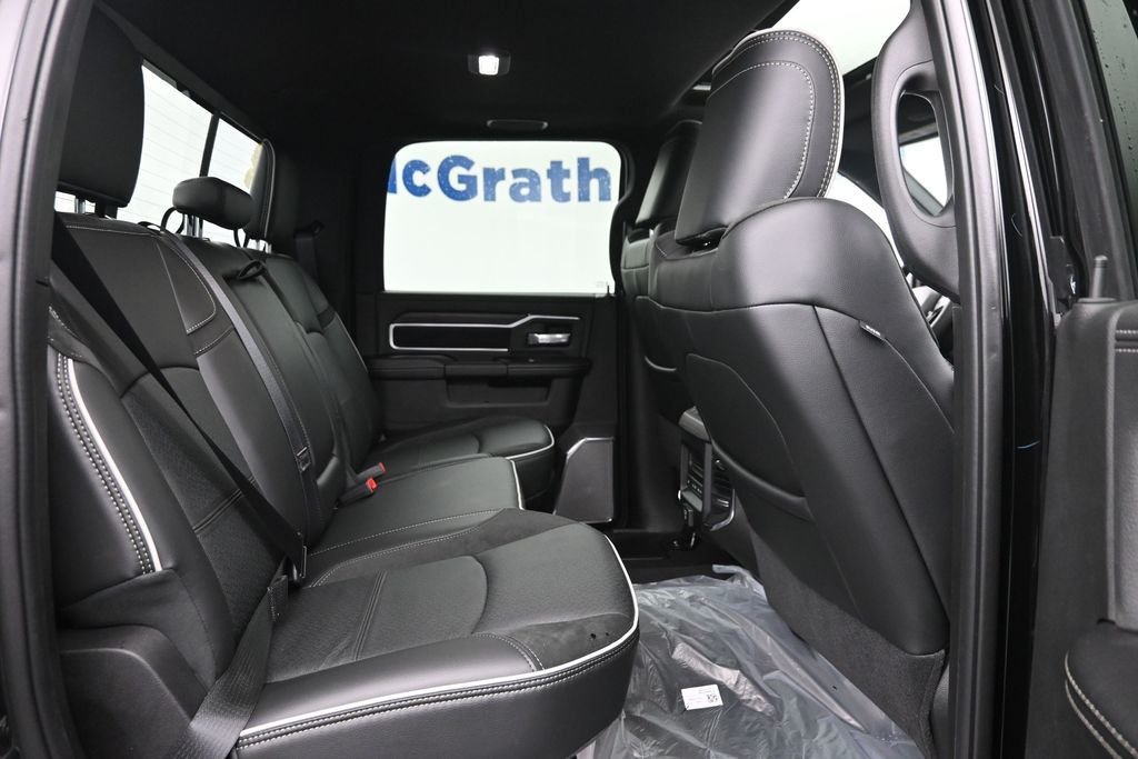 New 2026 Diamond Black Crystal Pearl-Coat Exterior Paint RAM Laramie image 10